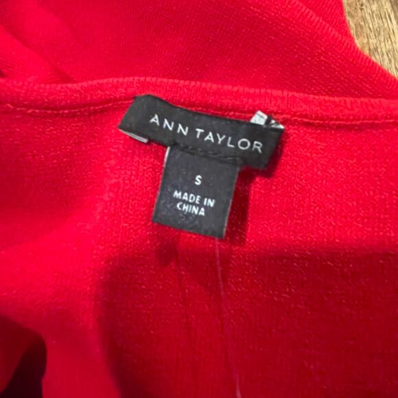 Ann Taylor Sweater Dress Red Fitted Knit‎ Lace Cut Out Midi Sleeveless Stretch S - Picture 3 of 10